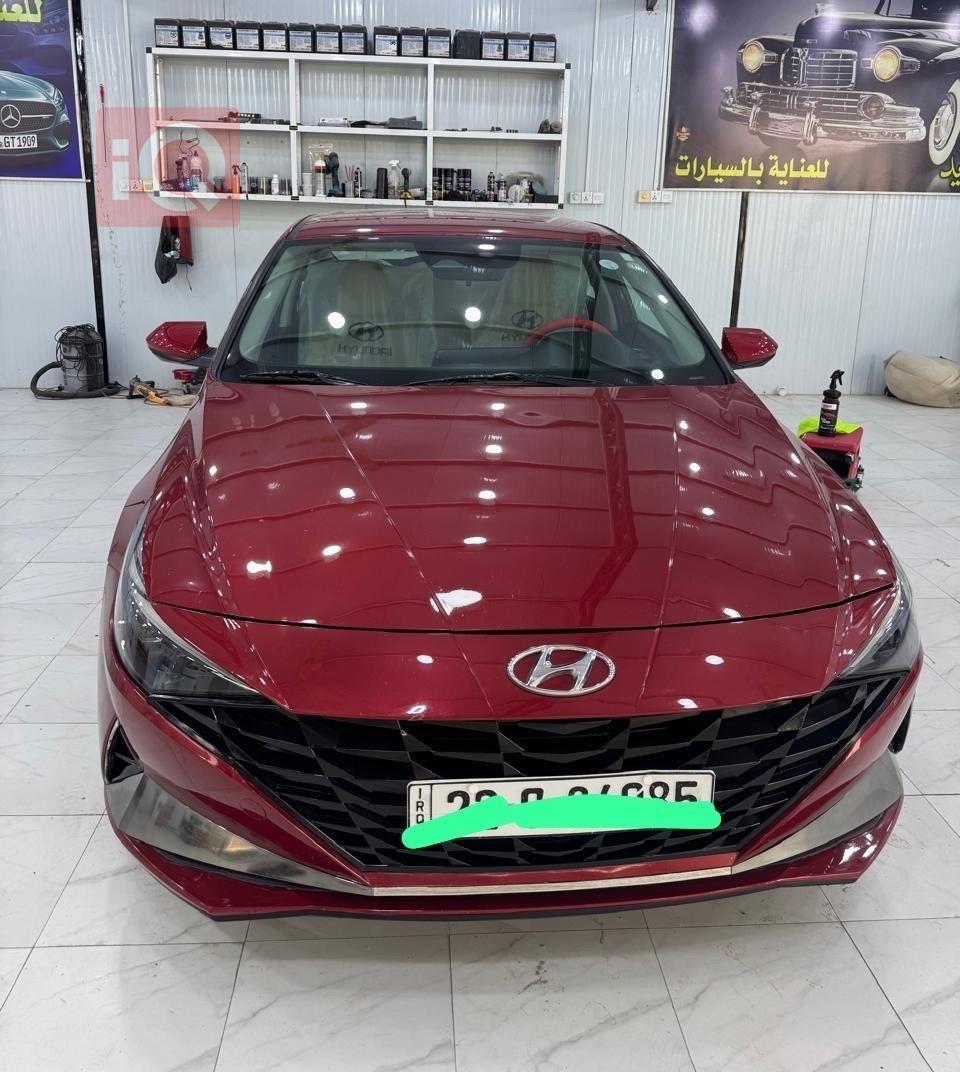 Hyundai Elantra